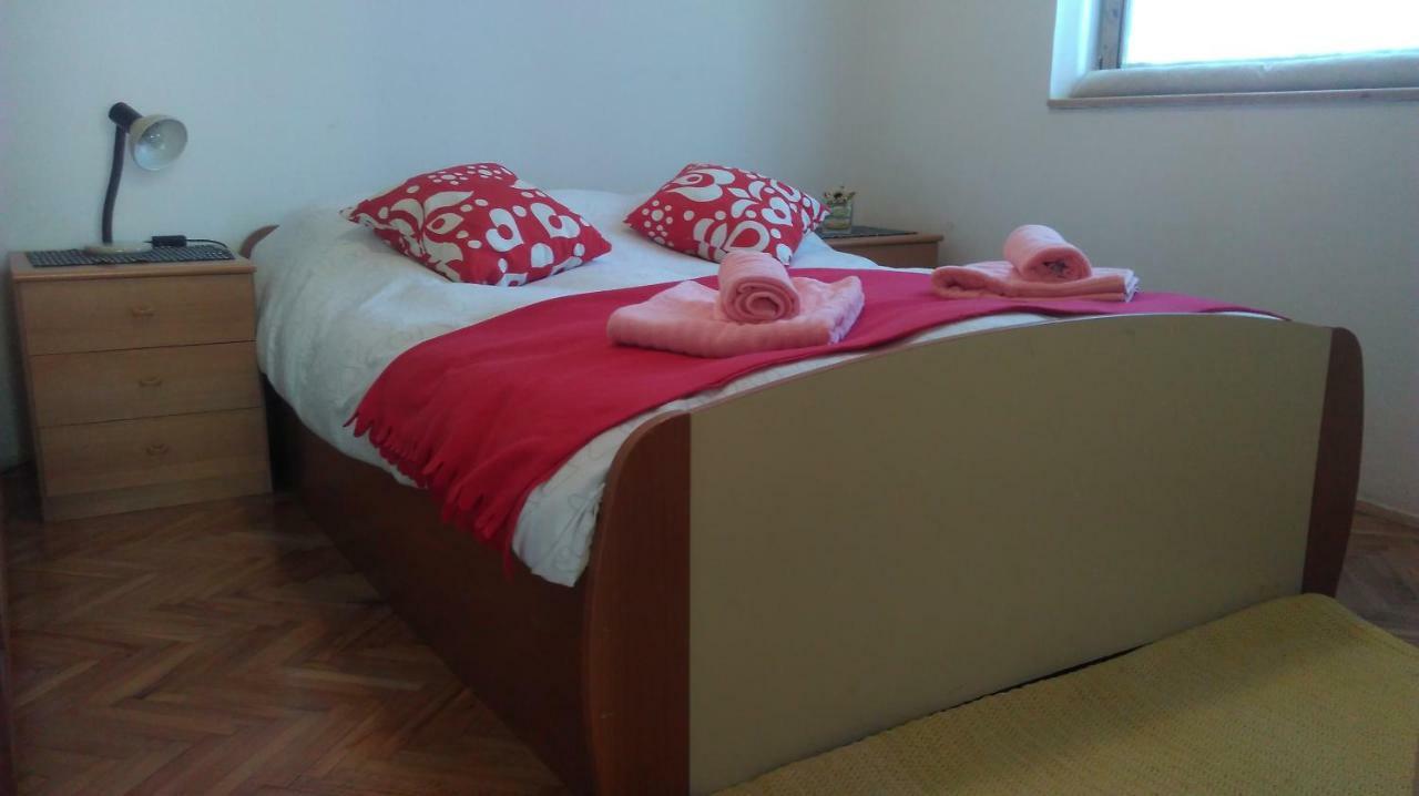 Apartment Bela Новиград Екстериор снимка